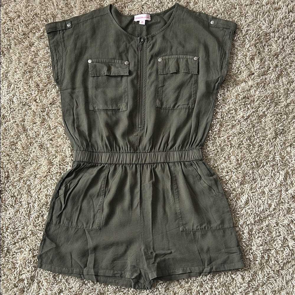 Like new Utility Style Olive Romper with Front Pockets size 10